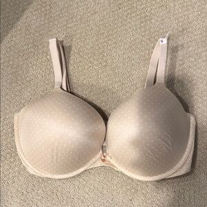 Victoria's Secret Cream Dot Bra body by Victoria NWOT